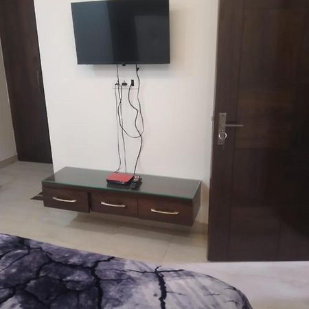 Hotel Uday Raj By Wb Inn Agra  Zewnętrze zdjęcie